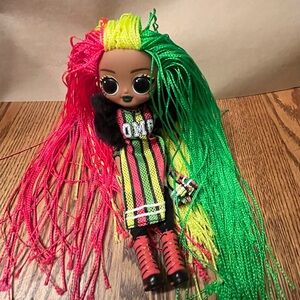 LOL Surprise OMG Queens Sways L.O.L O.M.G Fashion Doll & Clothes Shoes Jammin’